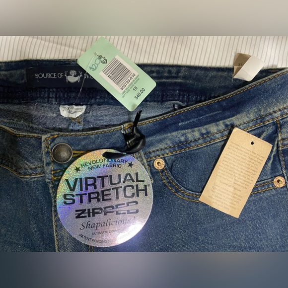 Source of Wisdom Jeans - Picture 7 of 8